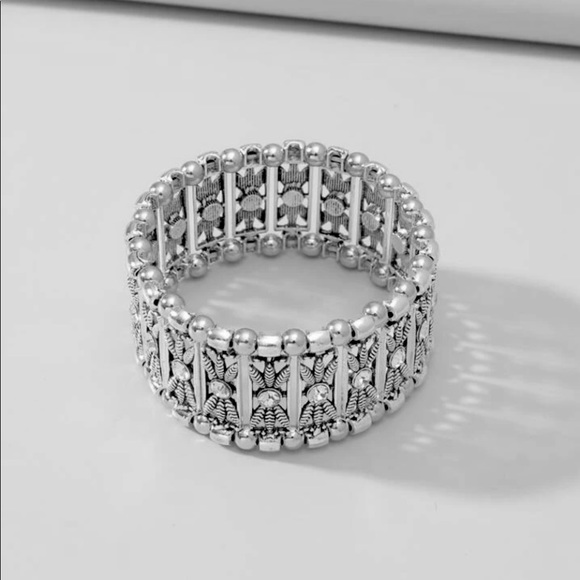 BRAND NEW Handcrafted Stainless Steel & Swarovski Crystal Stretch Cuff Bracelet - Picture 4 of 7